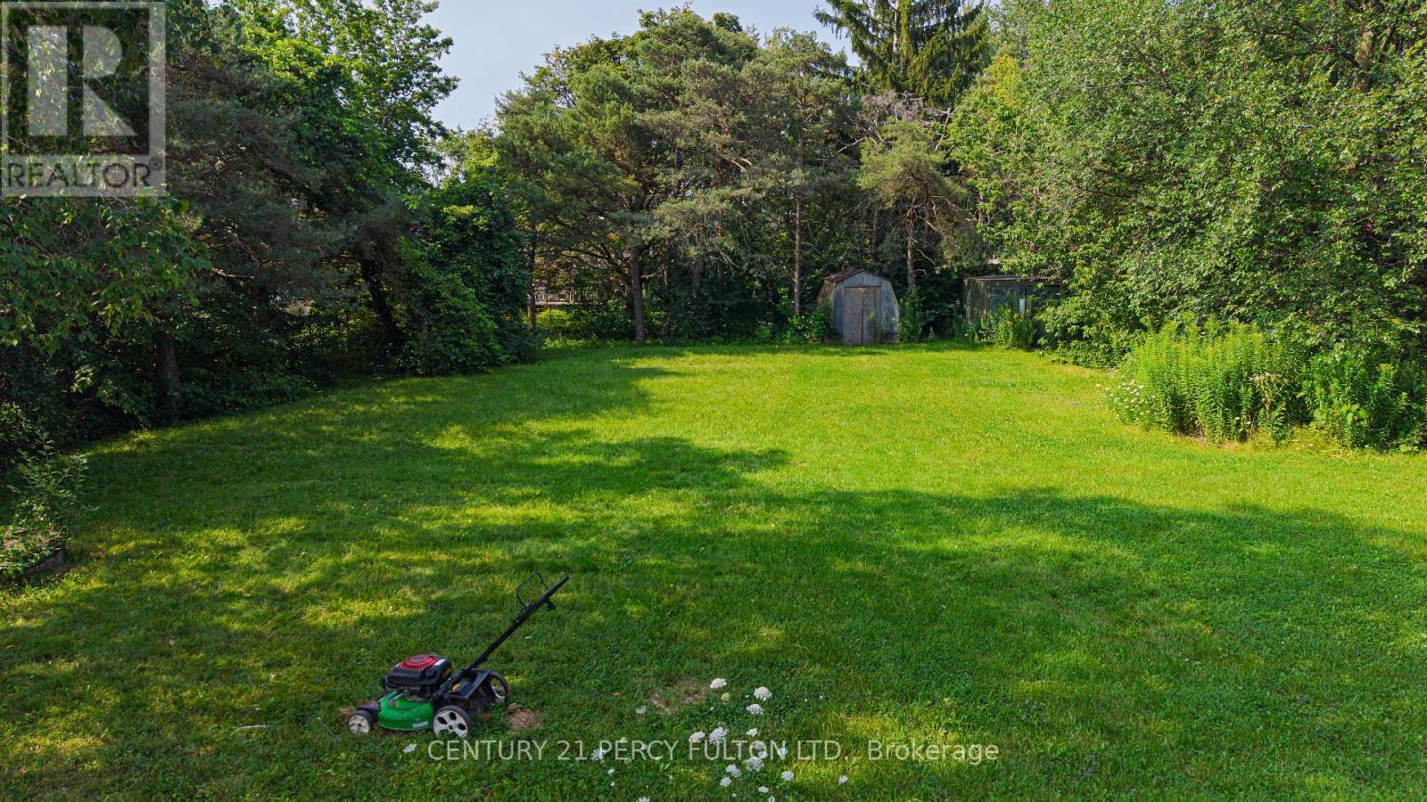 1906 ROSSLAND ROAD E - Image 27