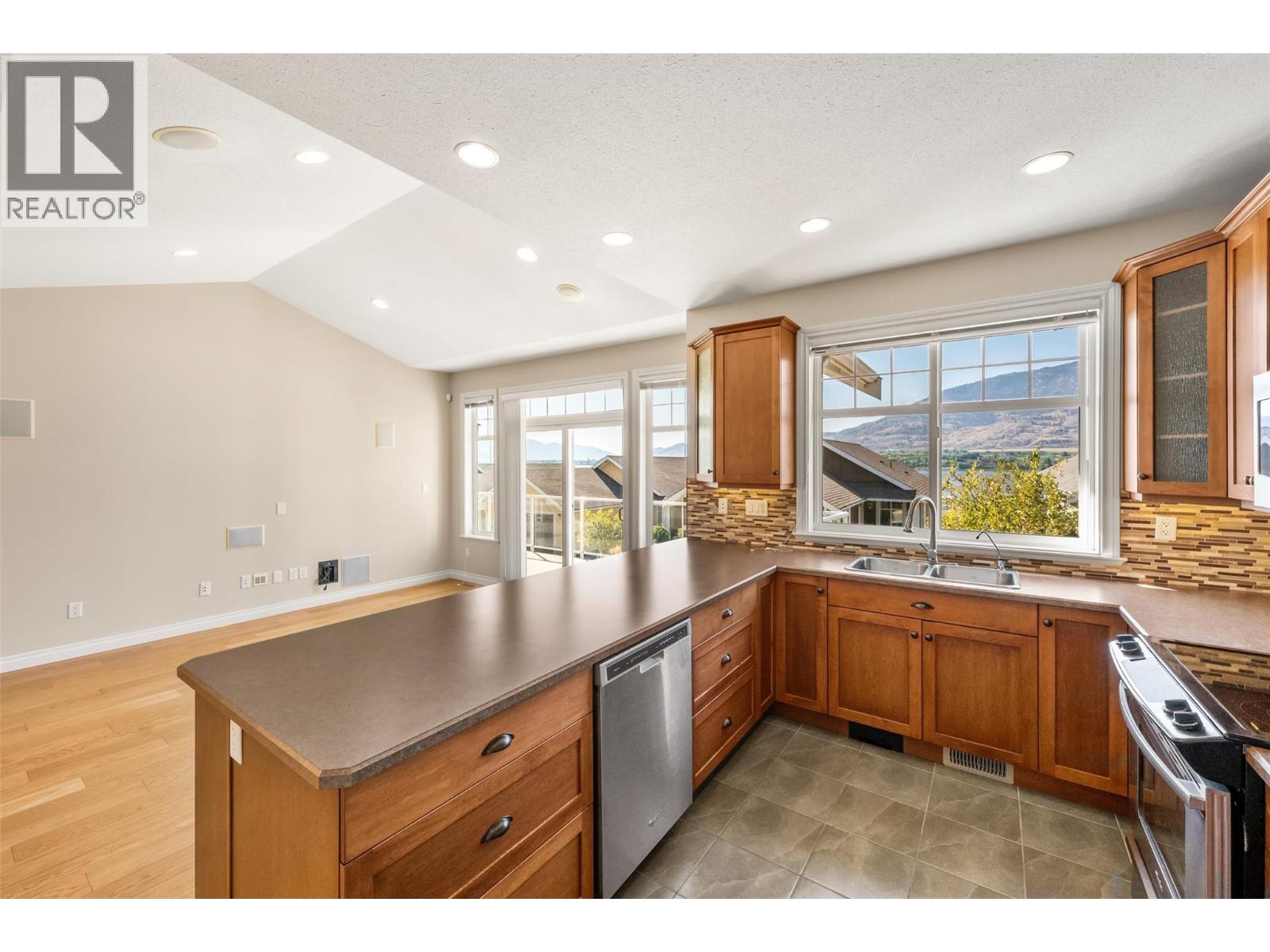 2450 Radio Tower Road Unit# 226, Oliver