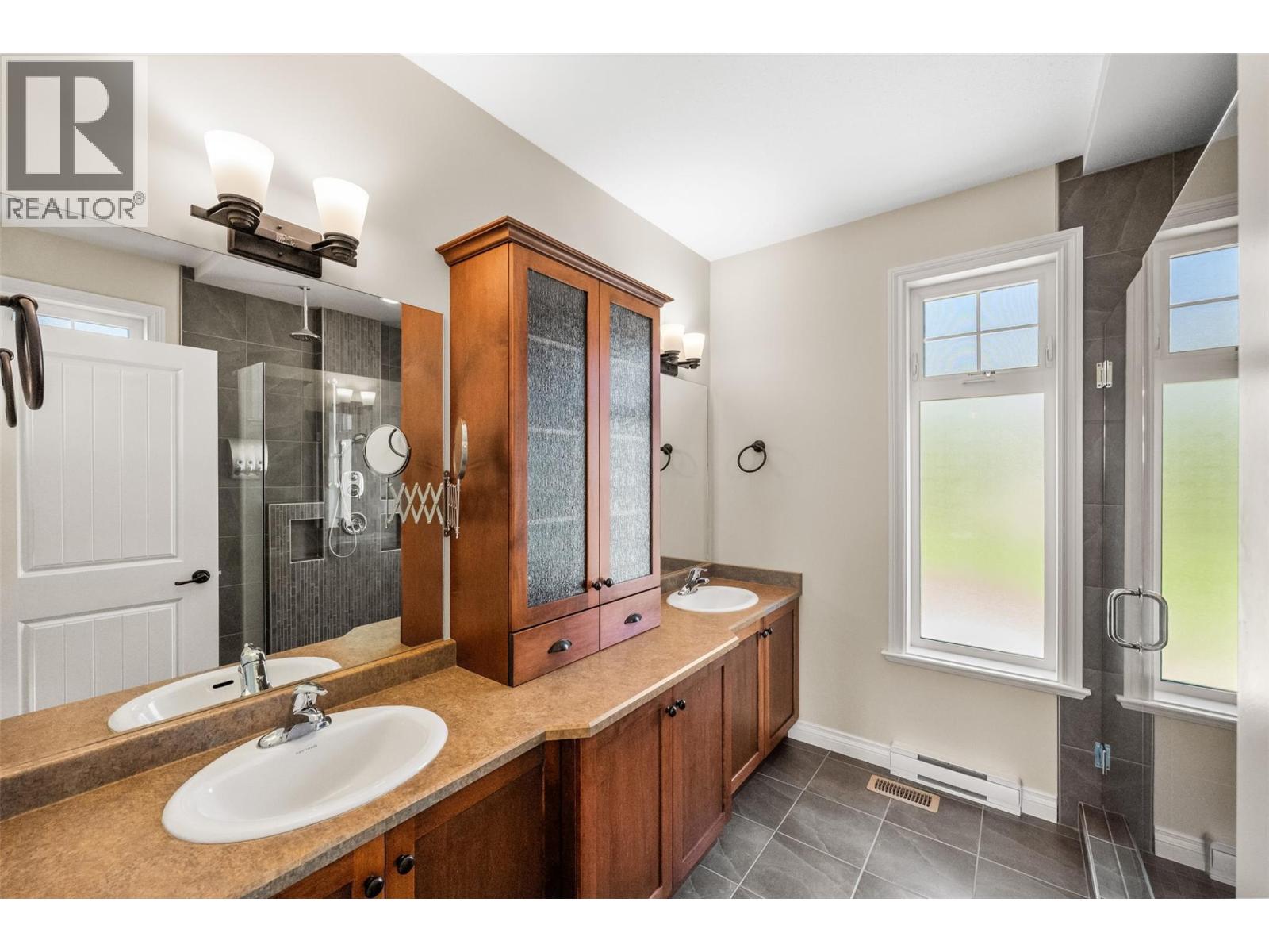 2450 Radio Tower Road Unit# 226, Oliver