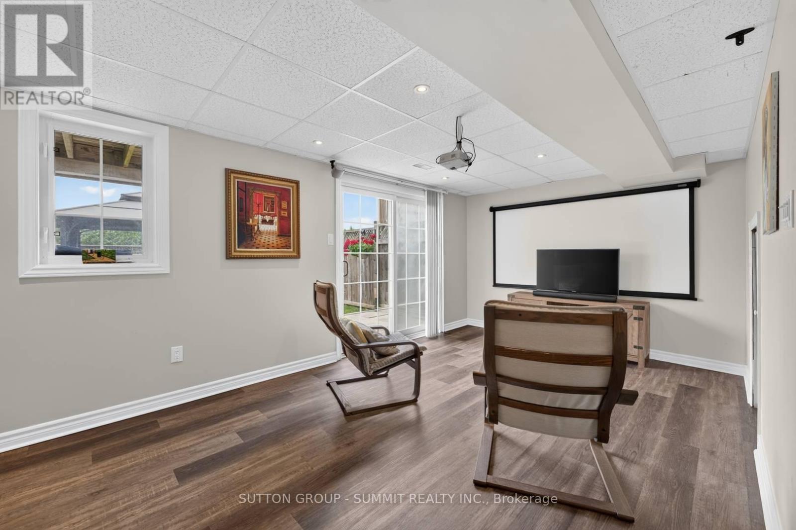 187 KIRKVALLEY CRESCENT - Image 33
