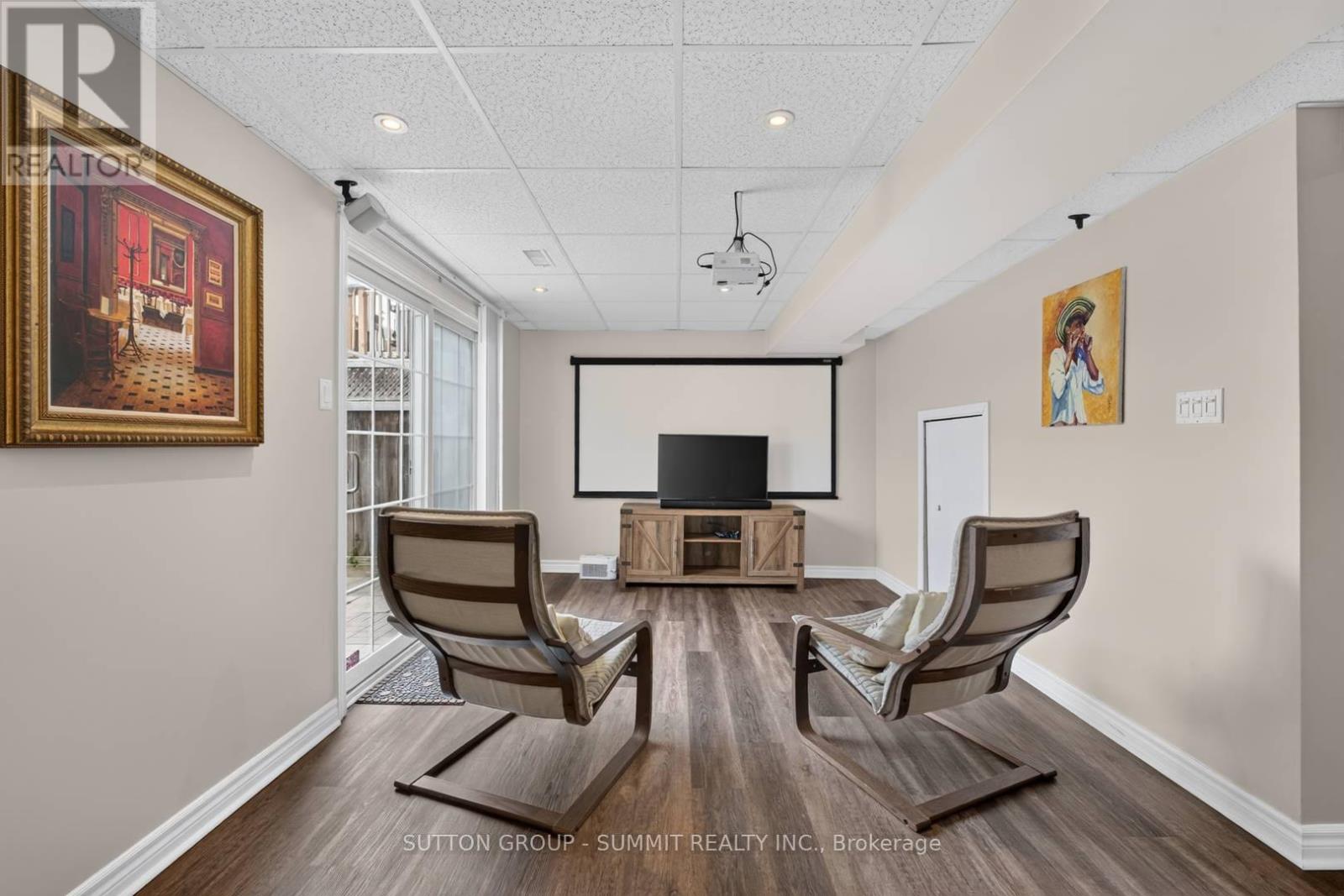 187 KIRKVALLEY CRESCENT - Image 34
