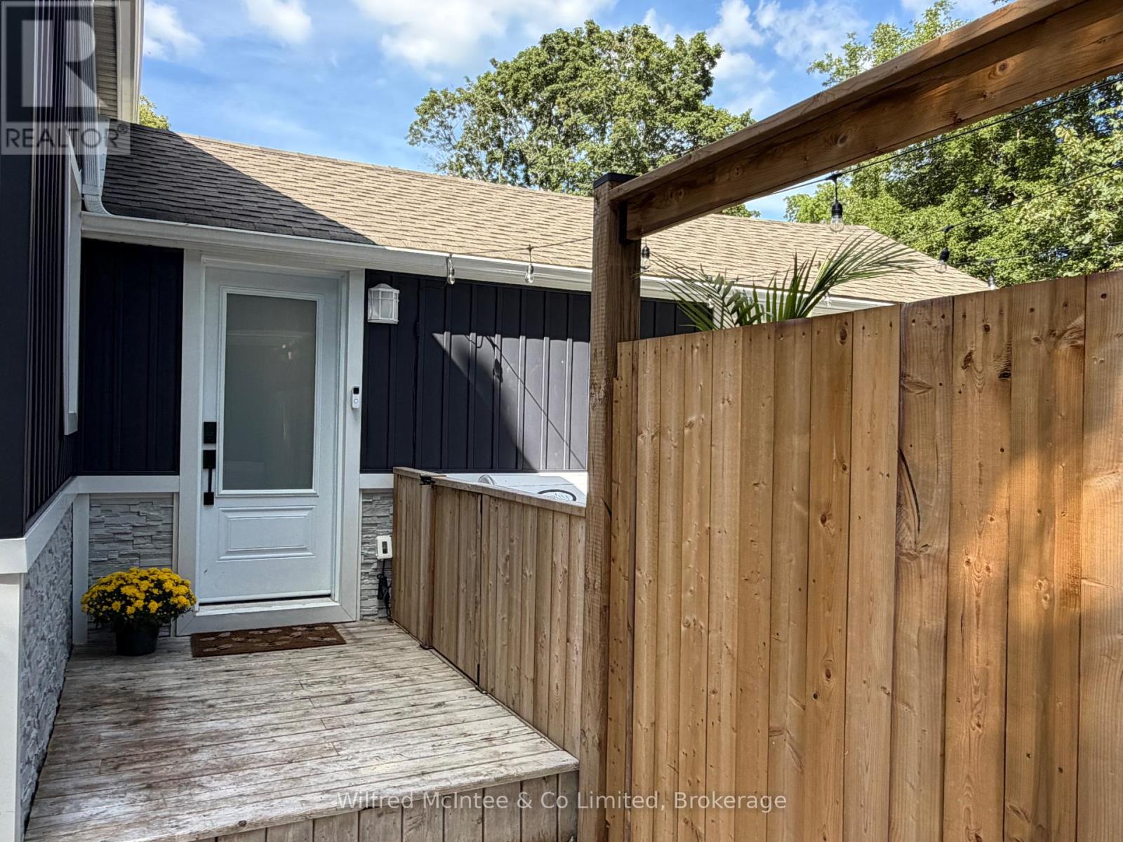 309 ALMA STREET - 11
