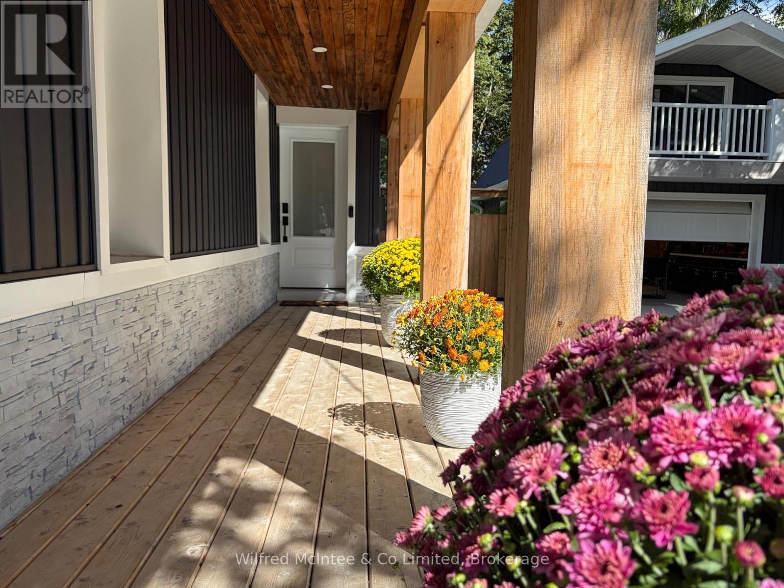 309 ALMA STREET - 13