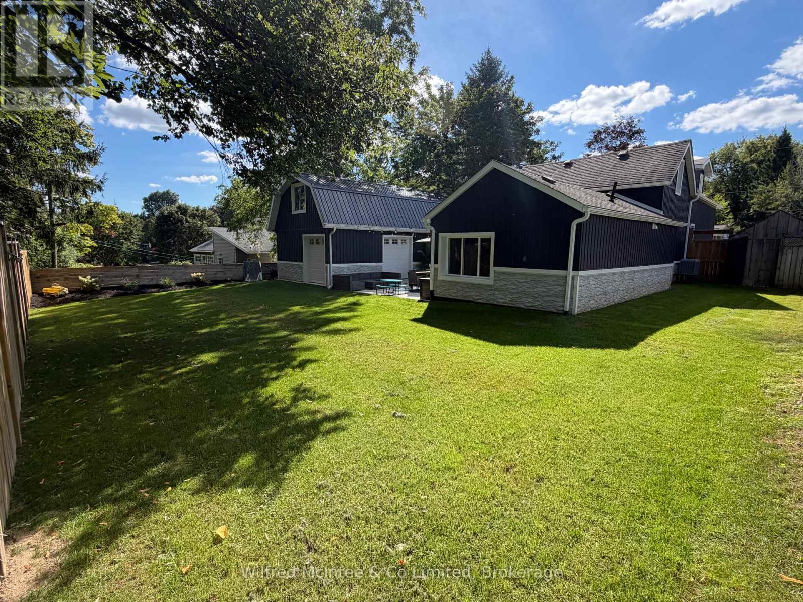 309 ALMA STREET - 9