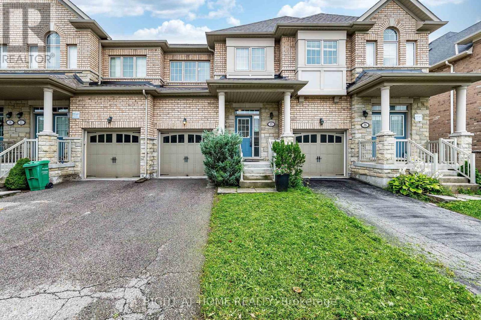 23 COASTLINE DRIVE - 2