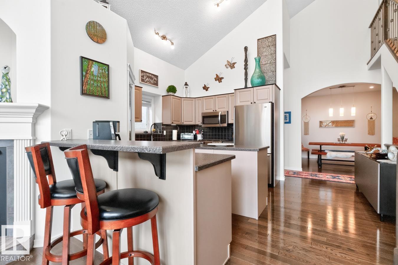 #14 577 BUTTERWORTH WY NW - 12