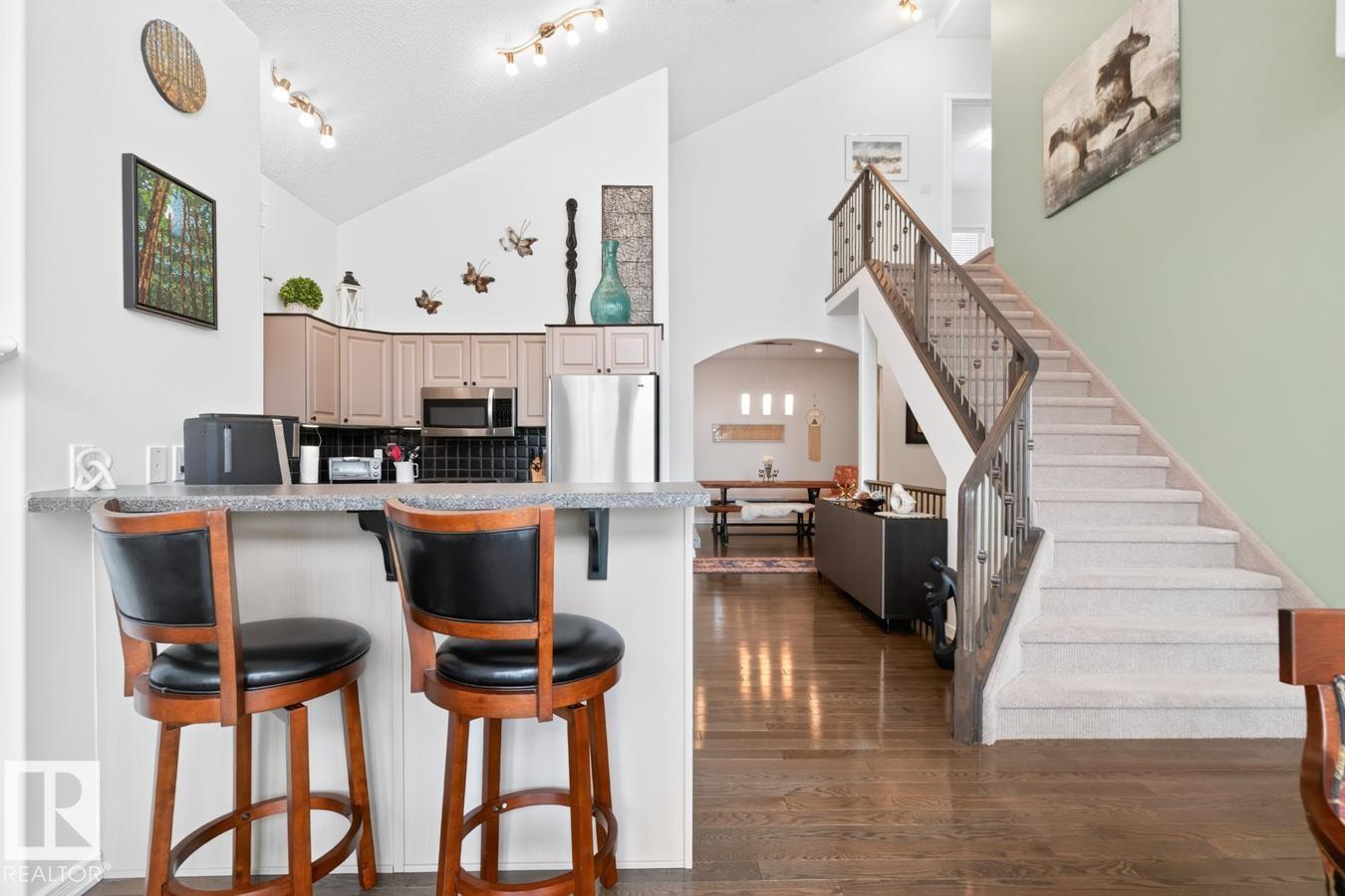 #14 577 BUTTERWORTH WY NW - 13