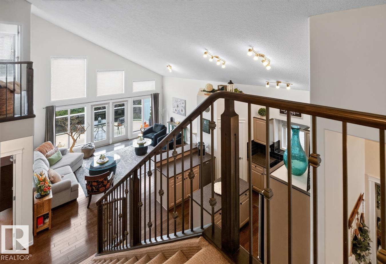 #14 577 BUTTERWORTH WY NW - 36
