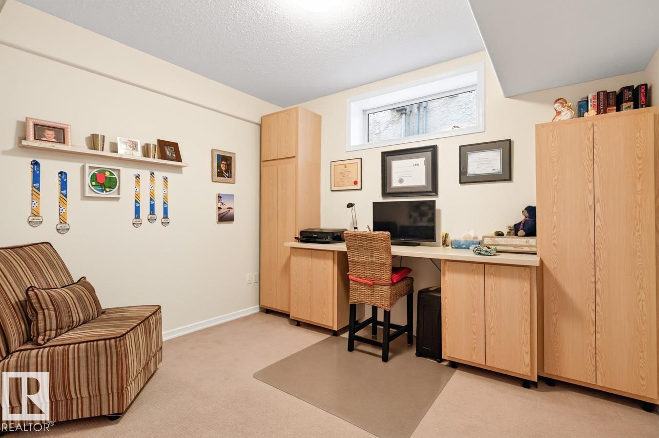 #14 577 BUTTERWORTH WY NW - 38