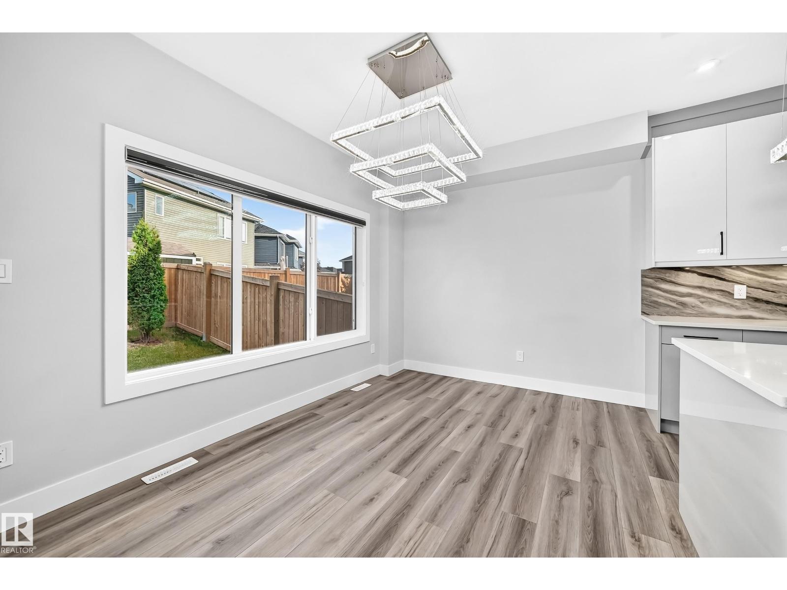 3207 160 ST SW - 18