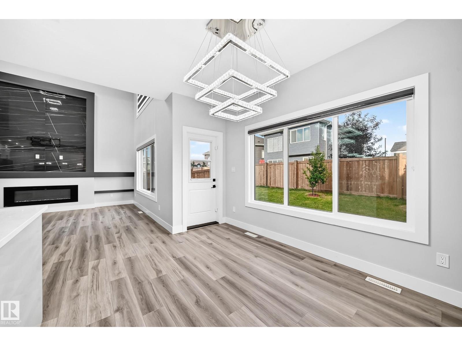 3207 160 ST SW - 19