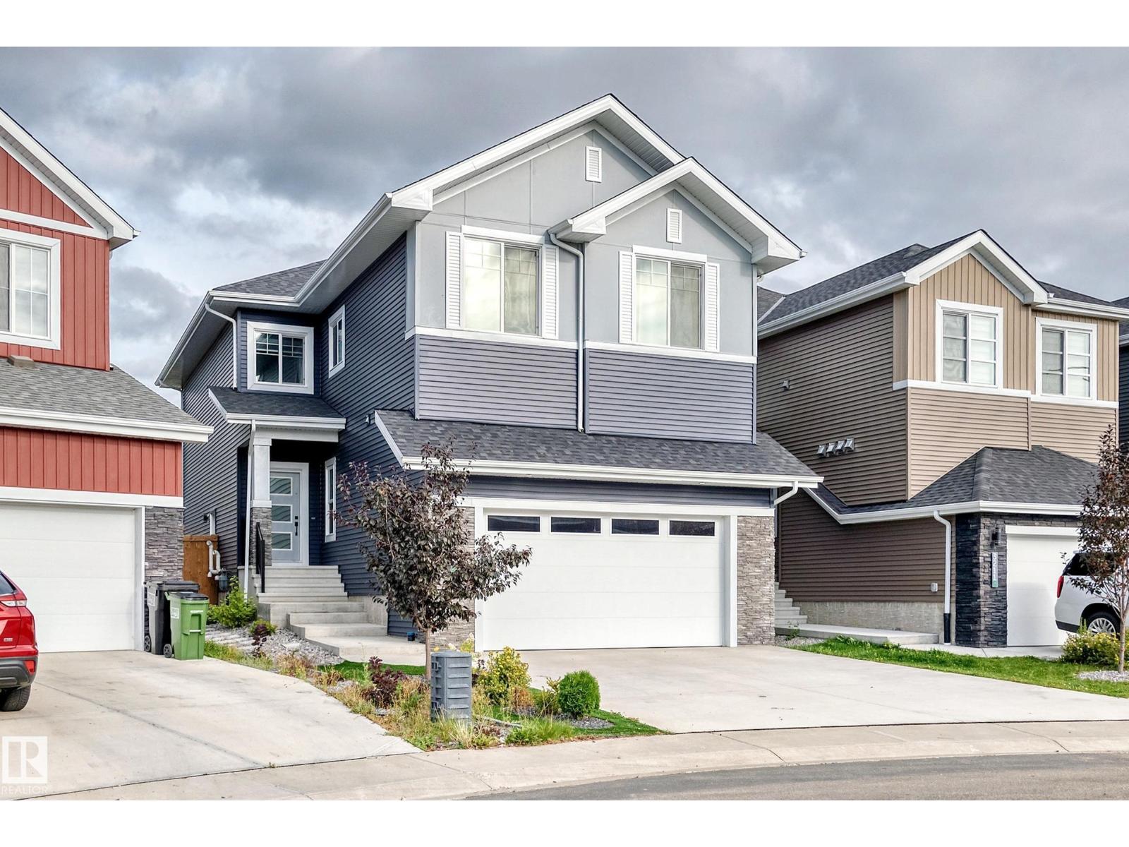 3207 160 ST SW - 2