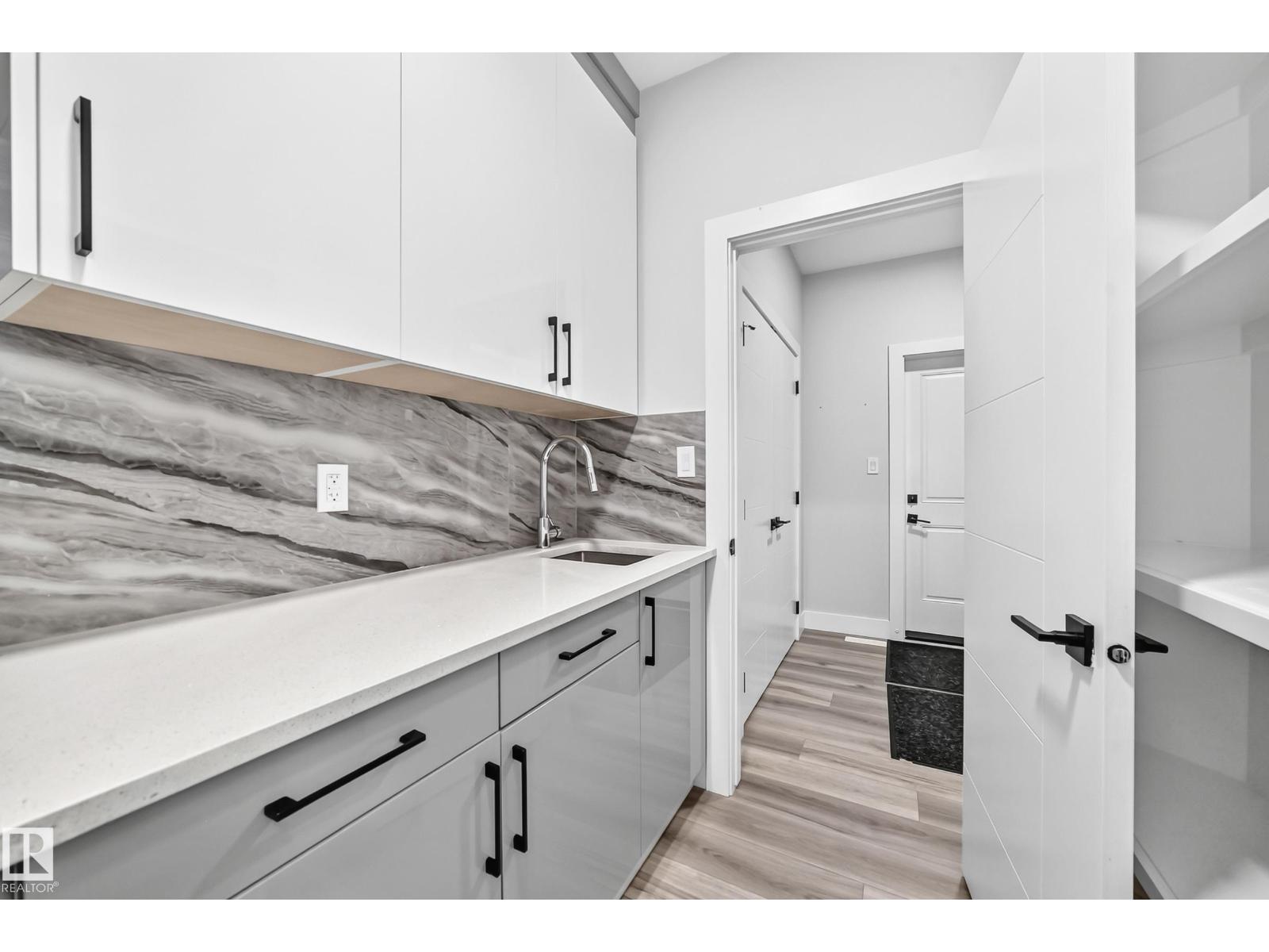 3207 160 ST SW - 27