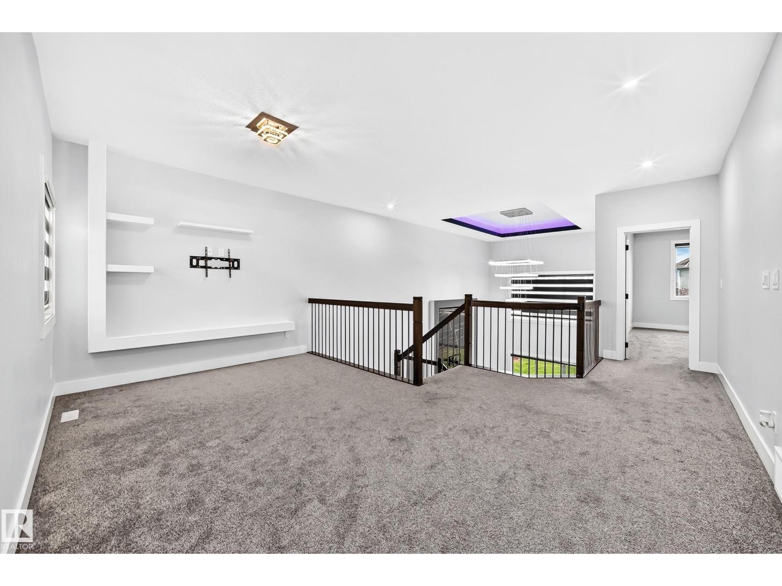 3207 160 ST SW - 51