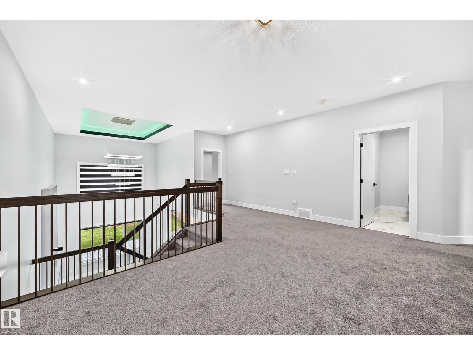 3207 160 ST SW - 52