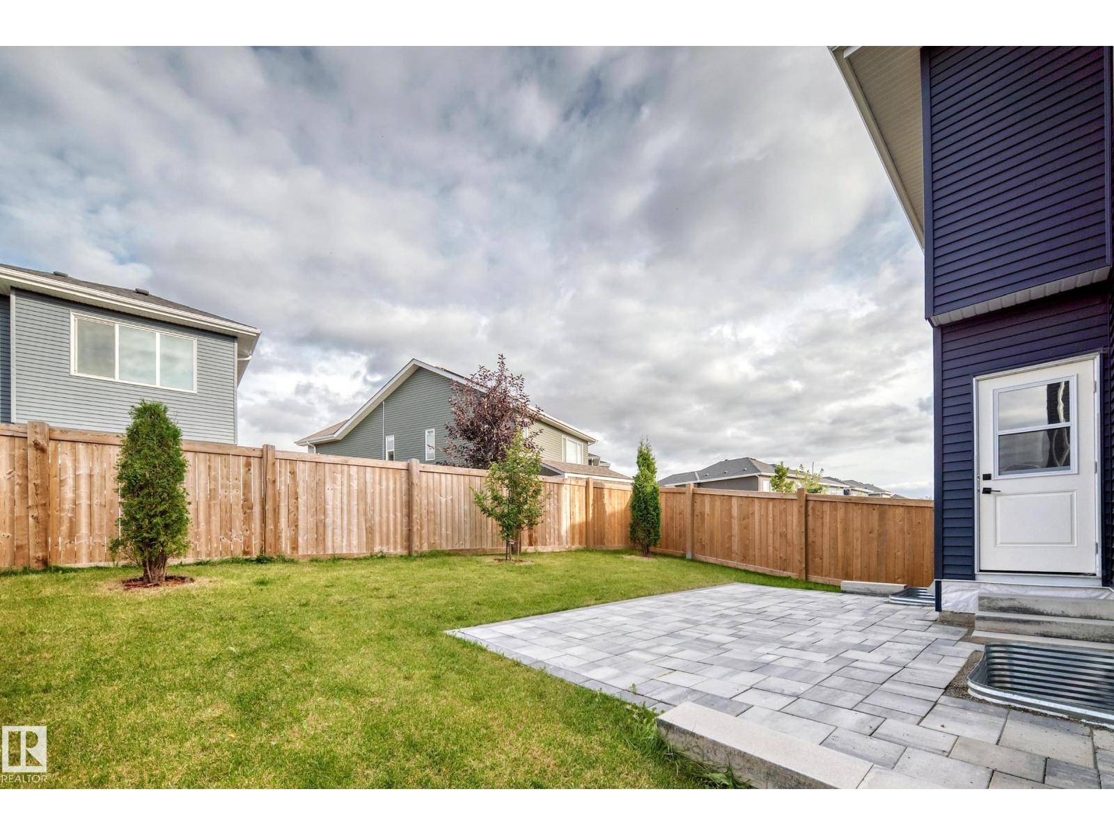 3207 160 ST SW - 62