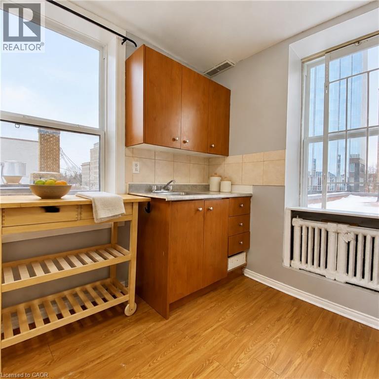 1 Bed, 1 Bath Apartment for Rent in London – 432 CLARENCE Street Unit# 5, London - Image 8