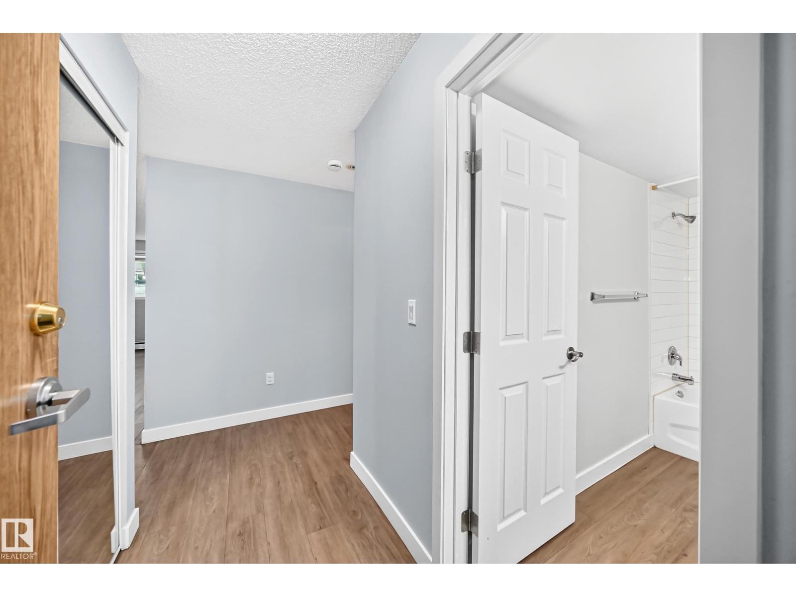 #101 11511 130 ST NW, Inglewood (Edmonton), Edmonton photo 3