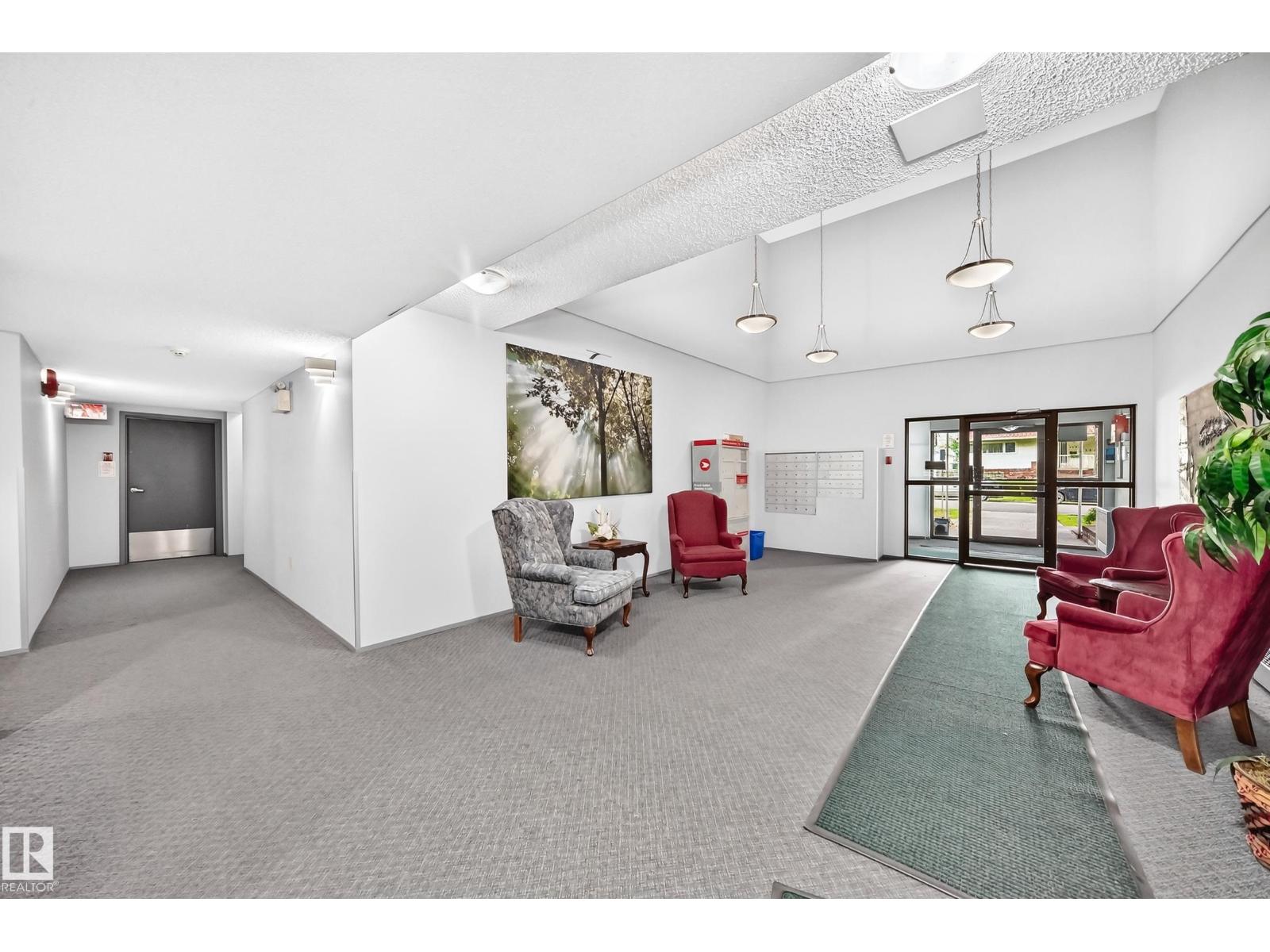 #101 11511 130 ST NW - 42