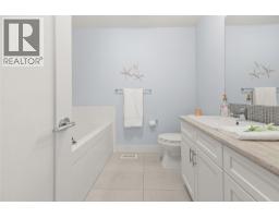 143 View Lane, Penticton, BC V2A0A6 Photo 27