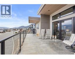 Partial bathroom - 143 View Lane, Penticton, BC V2A0A6 Photo 18
