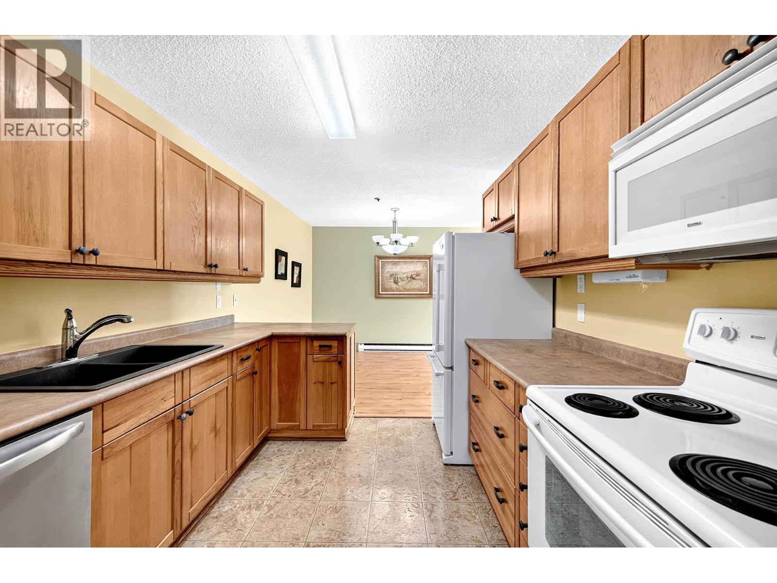 #302 1085 12th Avenue - 9