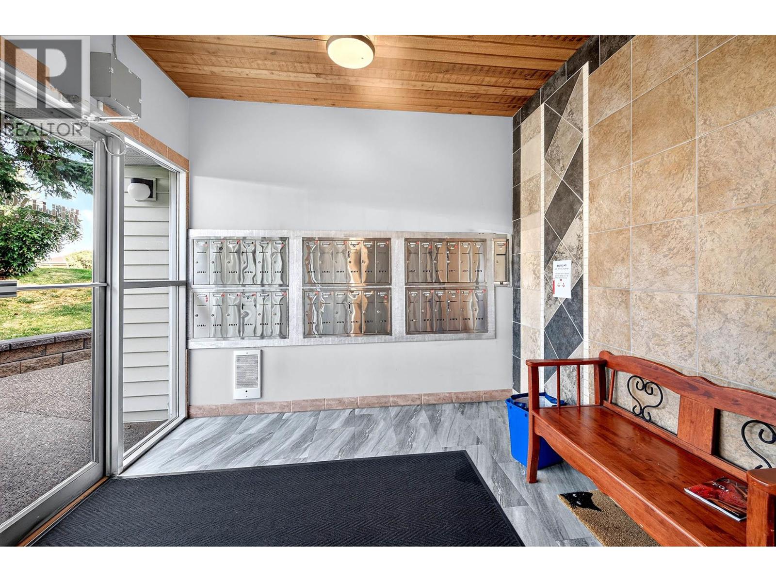 #302 1085 12th Avenue - 3