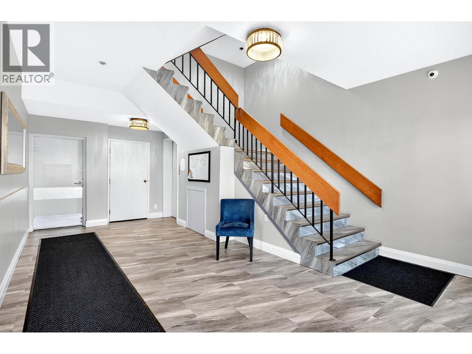 #302 1085 12th Avenue - Image 4