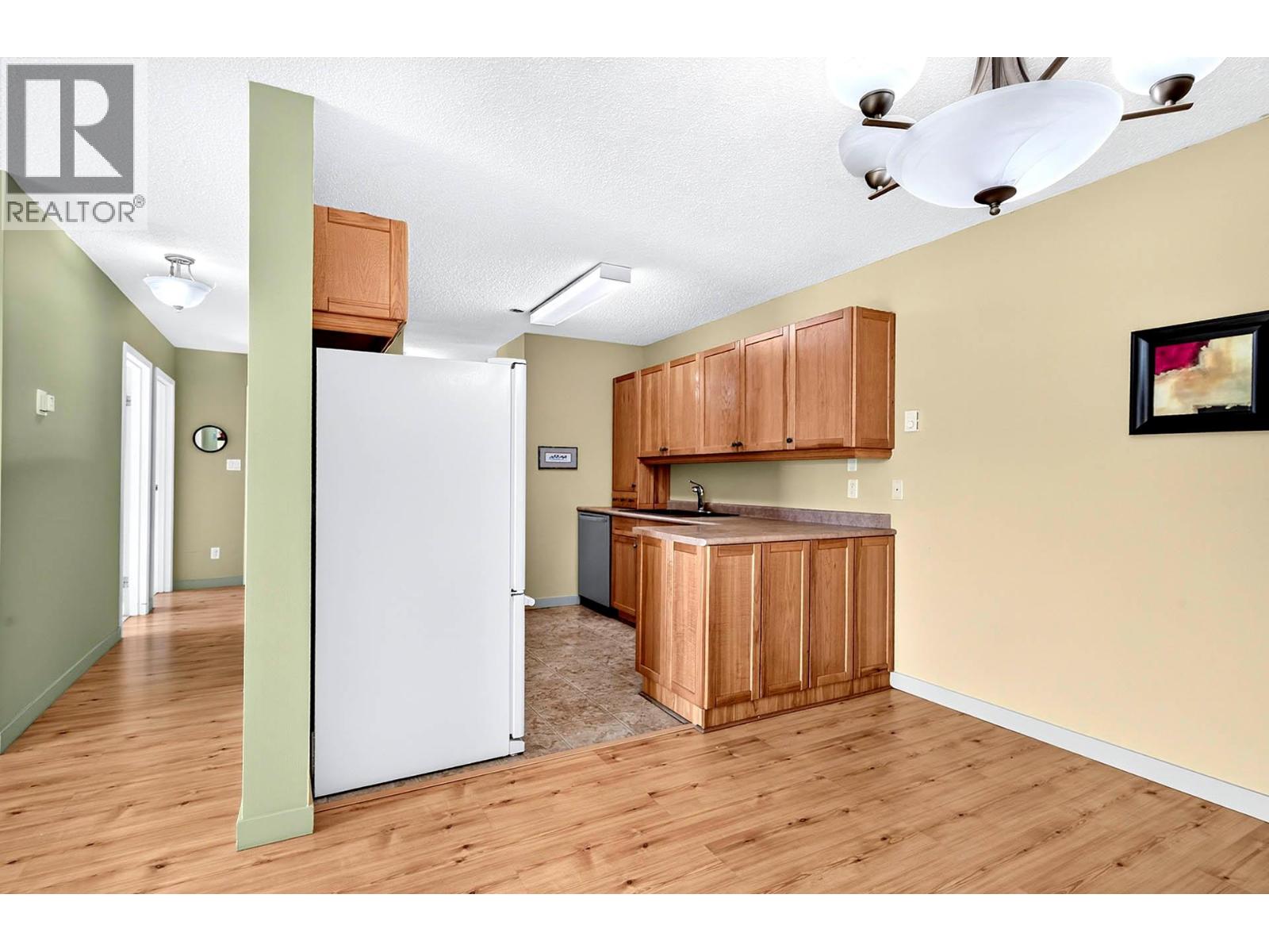 #302 1085 12th Avenue - 12
