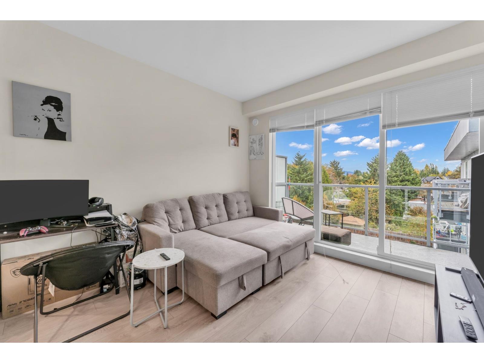 516 10838 WHALLEY BOULEVARD, Surrey — photo 4