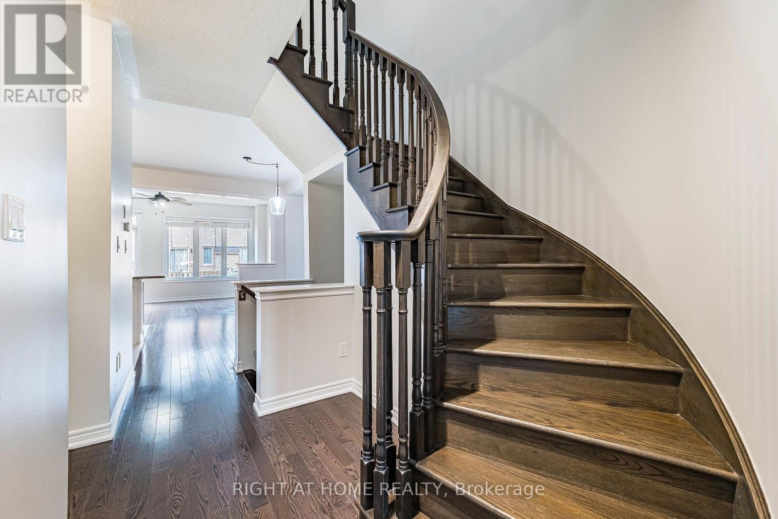 23 COASTLINE DRIVE, Brampton (Bram West) — photo 6
