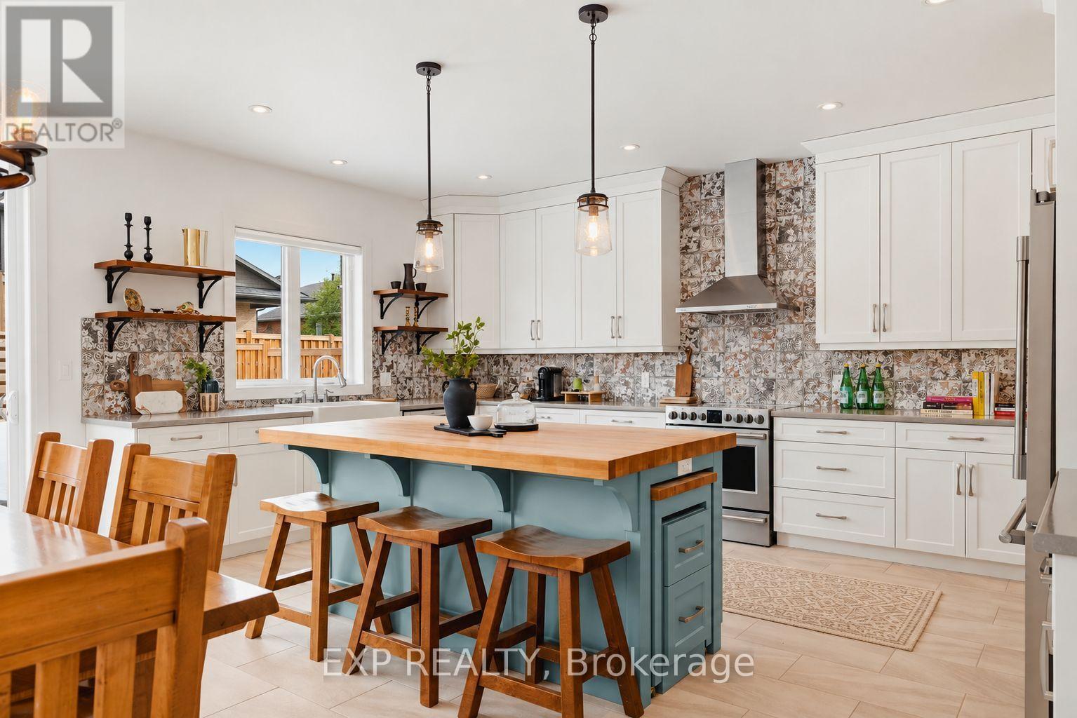 157 RIDGEVIEW DRIVE - 12