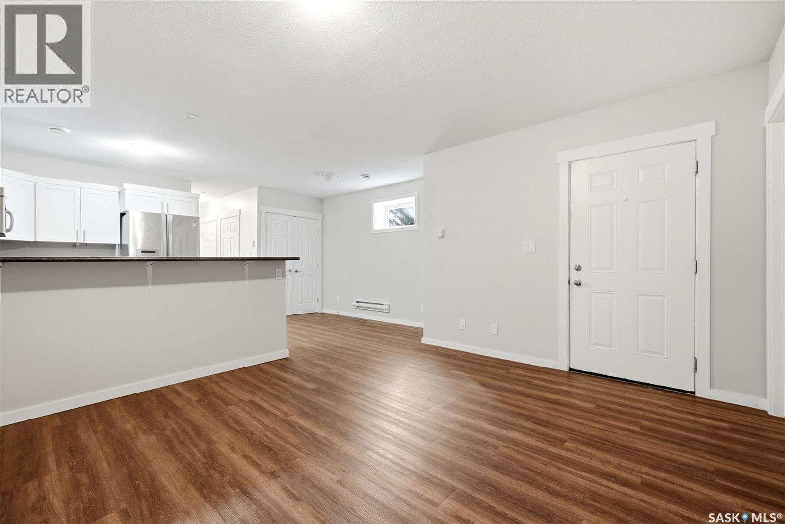 1752 York STREET - Image 26