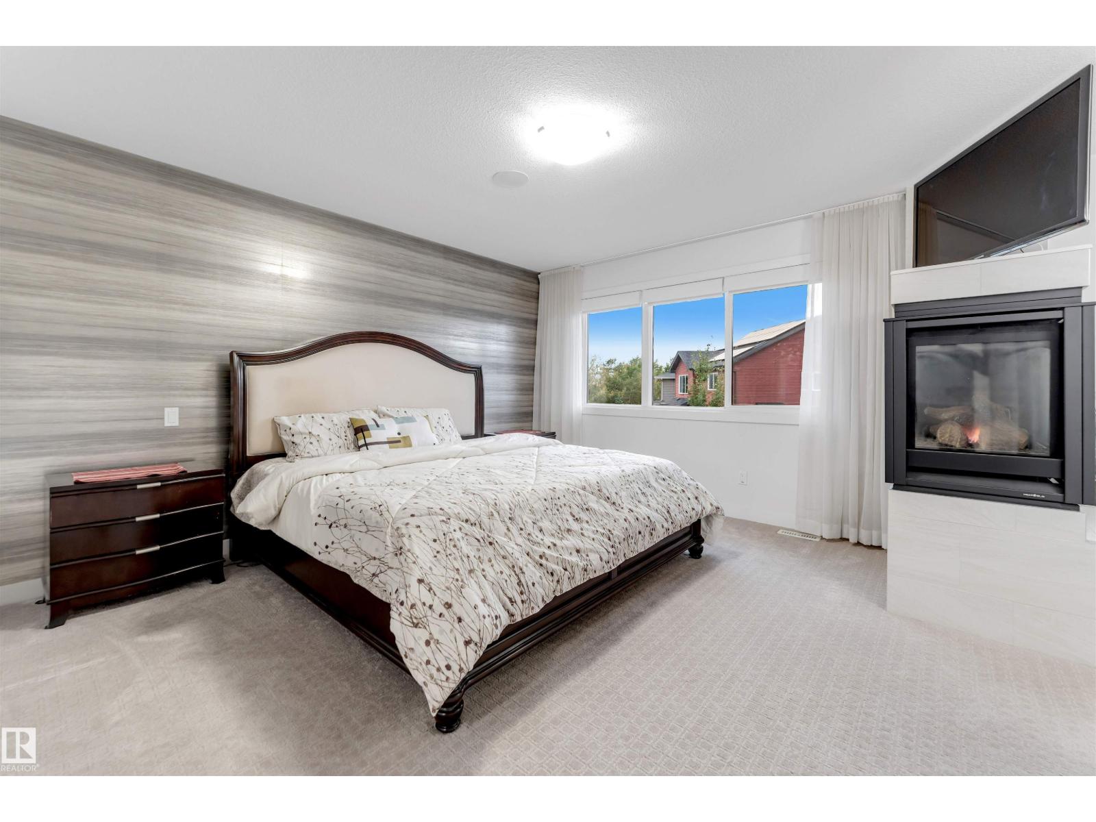 718 CHARLESWORTH WY SW - 31