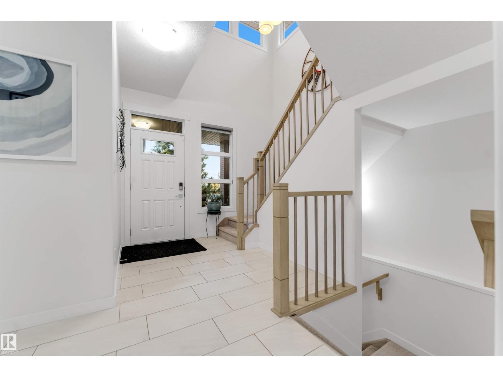 718 CHARLESWORTH WY SW - 10