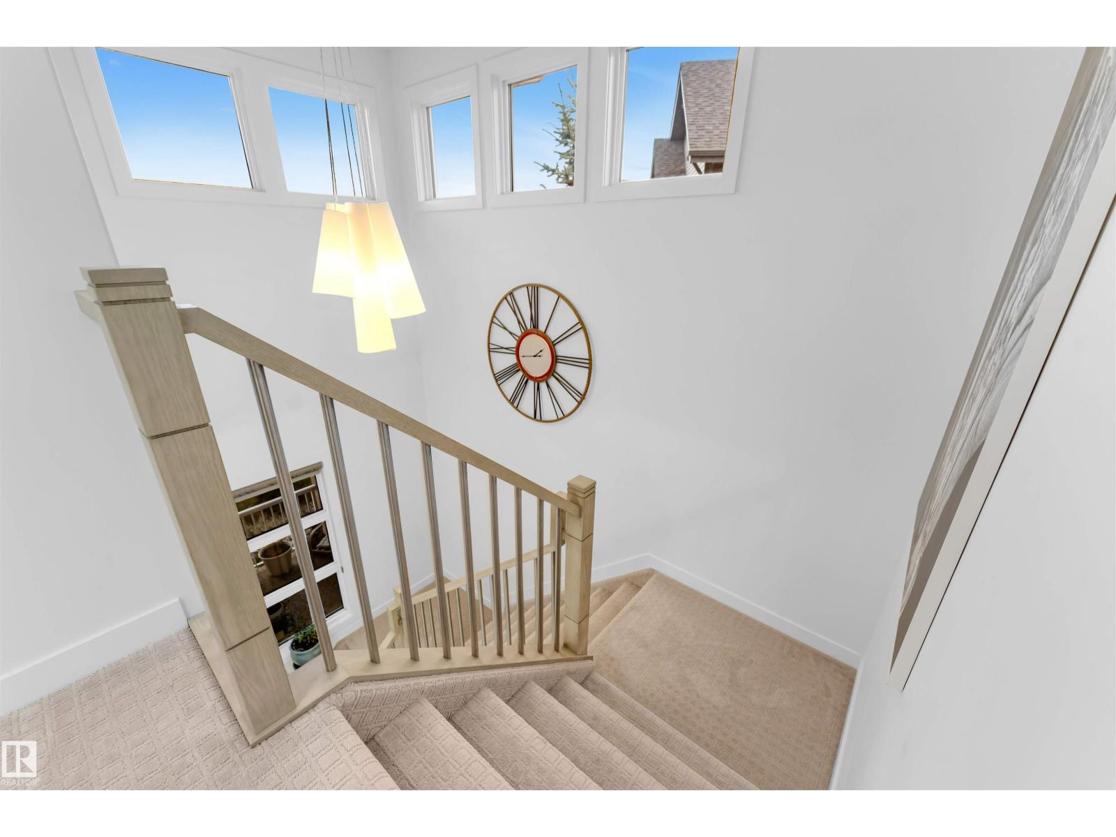 718 CHARLESWORTH WY SW - 26