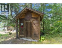 Lot 3 Queest N. Bay, Sicamous, BC V0E2V0 Photo 32
