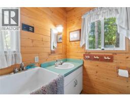 Lot 3 Queest N. Bay, Sicamous, BC V0E2V0 Photo 27