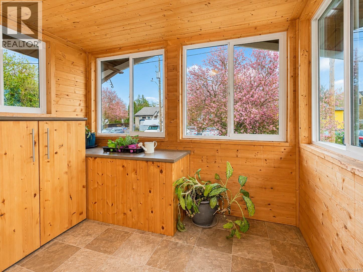 3074 Earl Grey St - Image 13