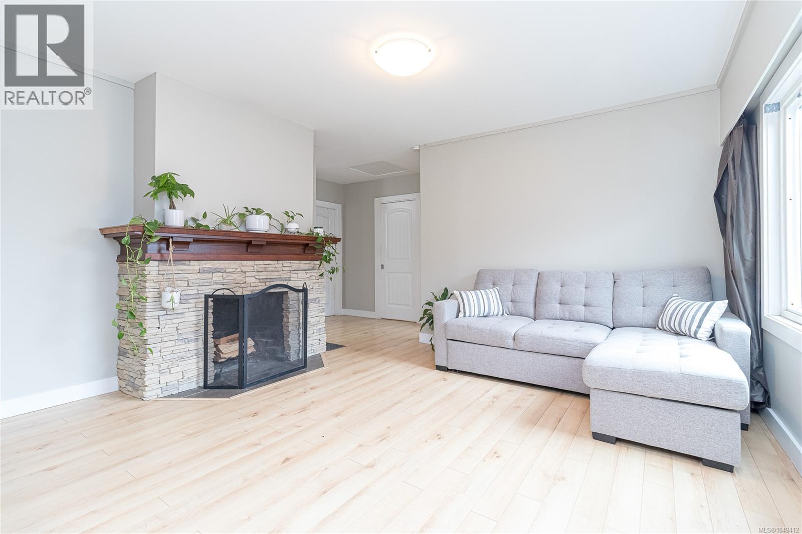 3074 Earl Grey St - 16