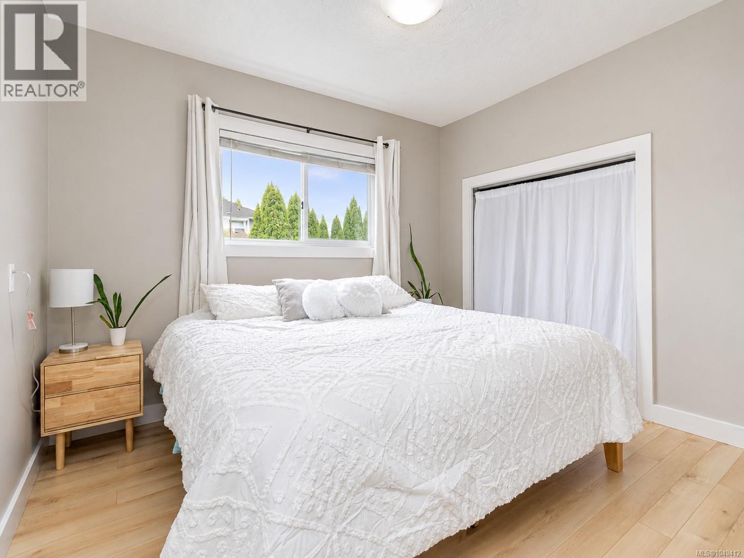 3074 Earl Grey St - Image 25