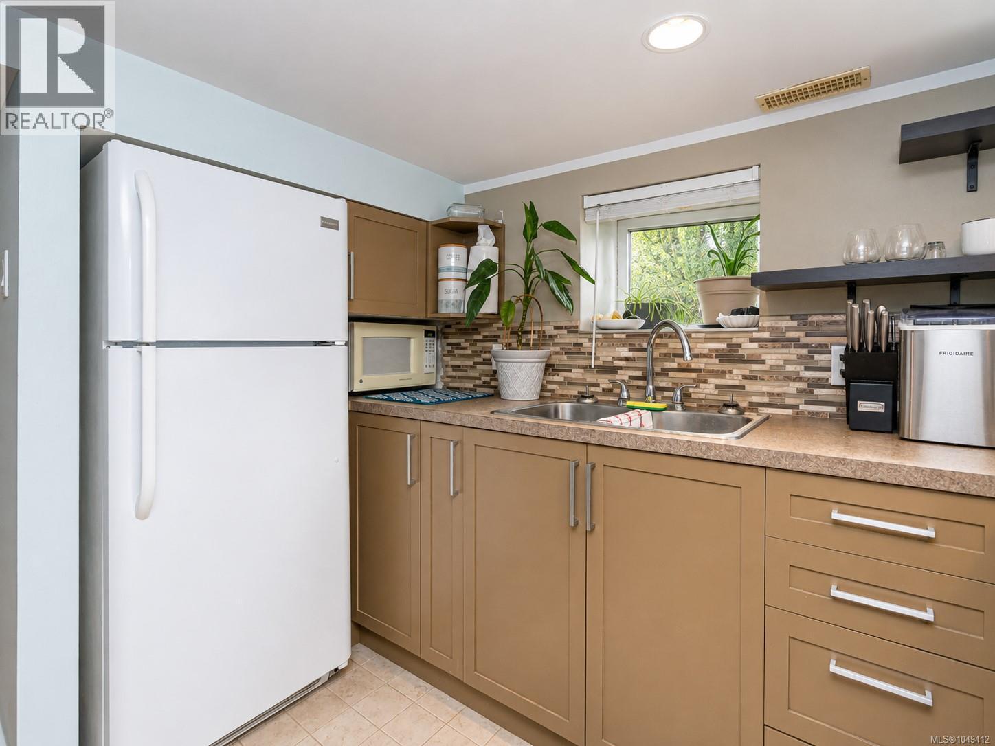 3074 Earl Grey St - 33