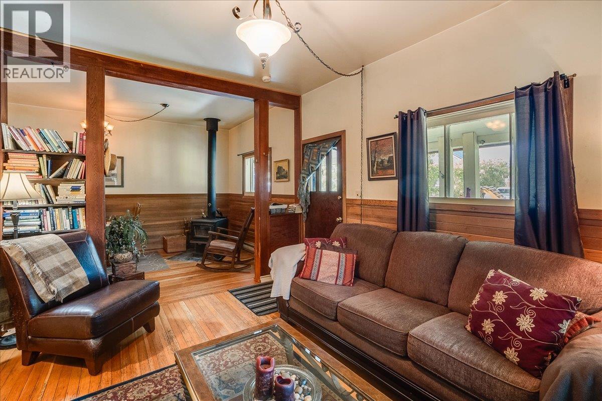 262 2nd Avenue - 7