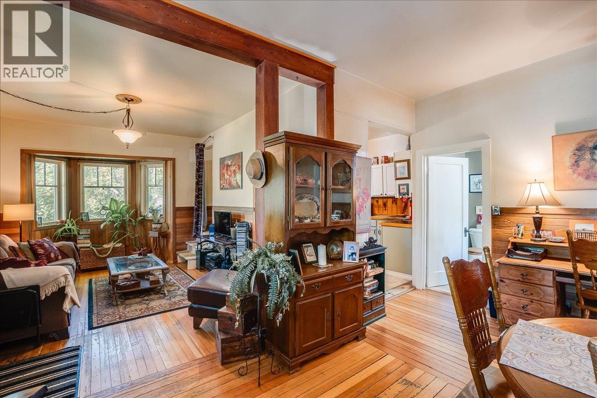 262 2nd Avenue - 20