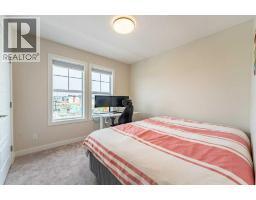 153 Waterford Boulevard - photo 25