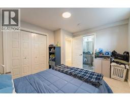 153 Waterford Boulevard - photo 32