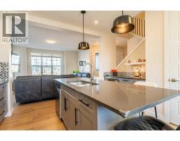 153 Waterford Boulevard - photo 10