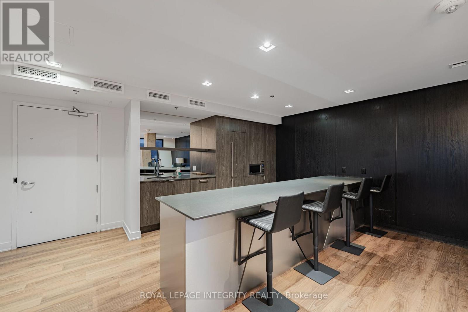 1 Bed, 2 Bath House for Sale in Ottawa – 1506 – 20 DALY AVENUE, Ottawa – MLS# X13769628 - Image 44