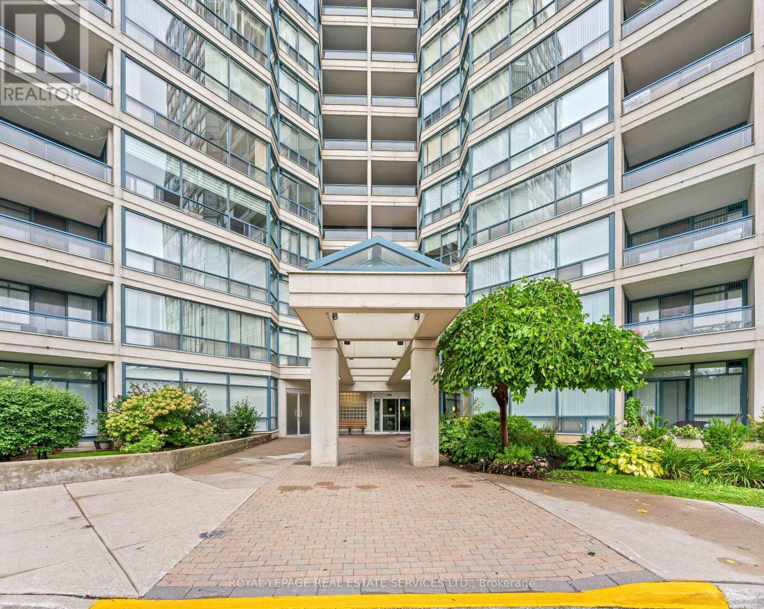 #413 4725 SHEPPARD AVENUE E - 4