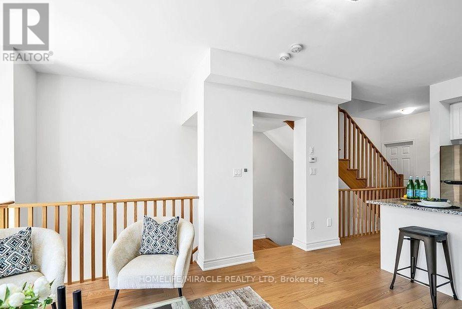 72 - 137 DANZATORE PATH, Oshawa (Windfields) — photo 9